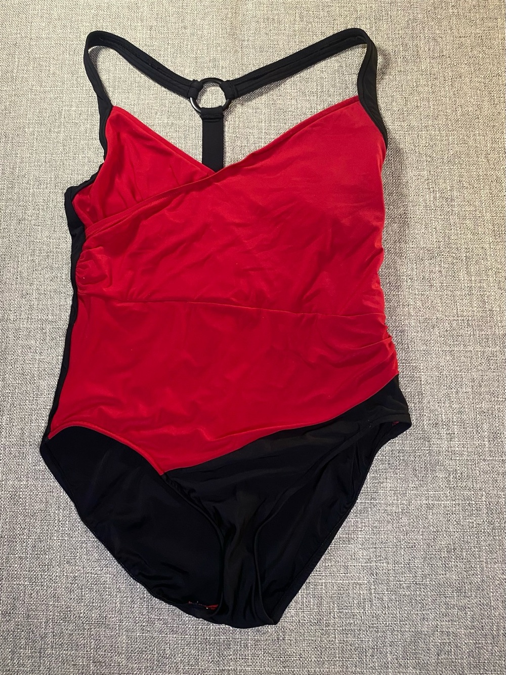 Aqua Green Women's Size Large Swimsuit 1 piece Black/Red Full Coverage Beach